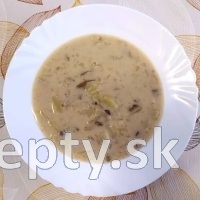 Kulajda - česká zemiaková polievka s hubami